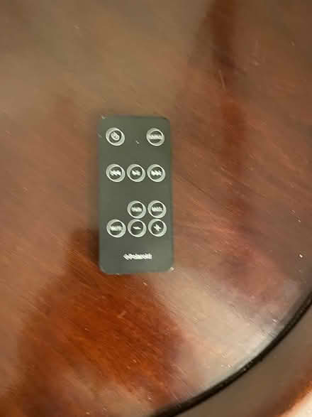 Photo of free Speaker / sound bar (South Bermondsey SE16) #4