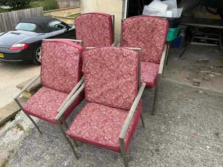 Photo of free POSSIBLY TAKEN Outside table, chairs (4) and cushions (Oldfield Park) #2