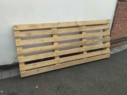 Photo of free Long pallet (Wollaton NG8) #1