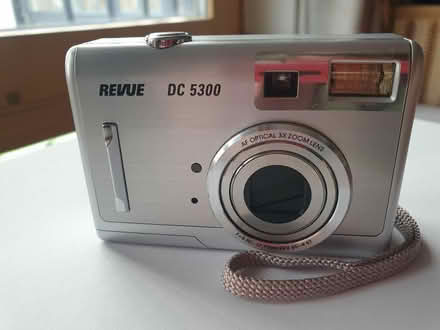 Photo of free Revue DC5300 5.3mp Digital Camera (Northgate Village) #1