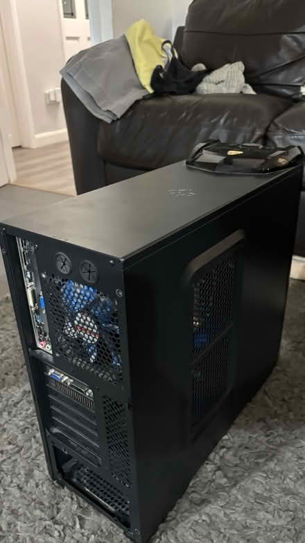 Photo of free PC Case with Parts (GL50) #1