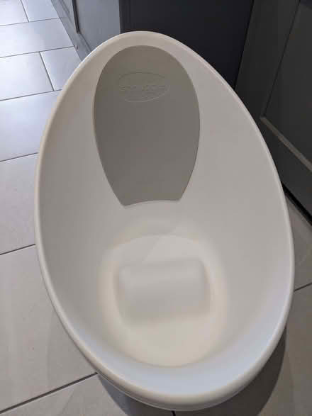 Photo of free Baby bath (Hanwell W7) #2
