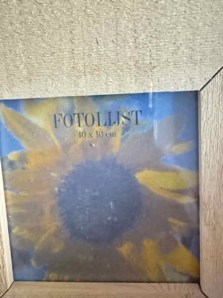 Photo of free 10 x 10cm photo frame (RM1) #1