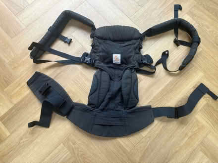 Photo of free Ergo Baby 360 Carrier (AL8) #1