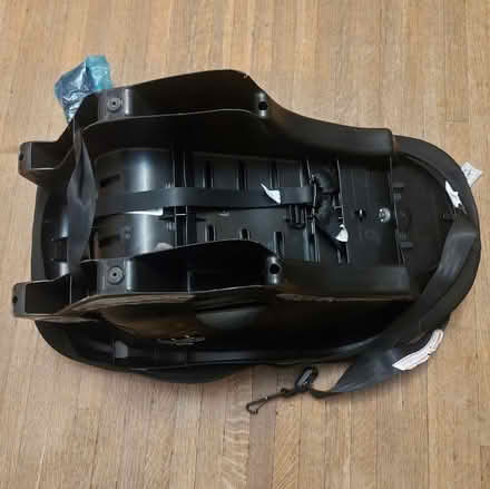 Photo of free Cosco lightweight car seat 2022 (Broadview and Gerrard) #3