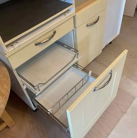 Photo of free Kitchen units (Slyne-with-Hest LA2) #2