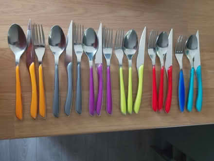 Photo of free Cutlery multi colours x 6 (CT13) #1