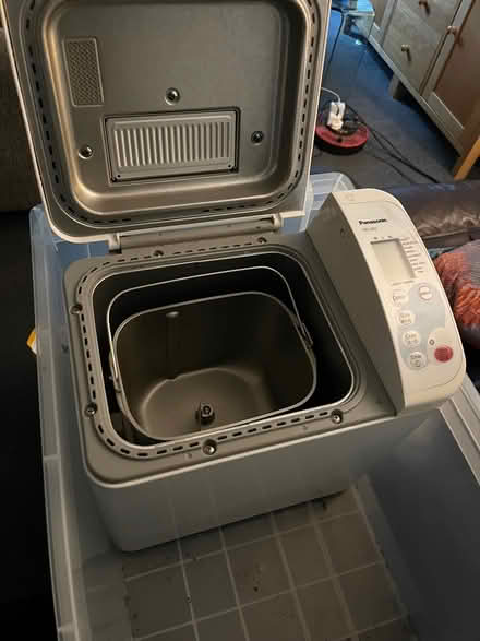 Photo of free Bread maker (Farnham, hale Surrey. GU9) #2