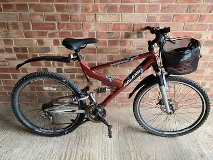 Photo of free Men’s bicycle (Caversham Heights RG4) #1