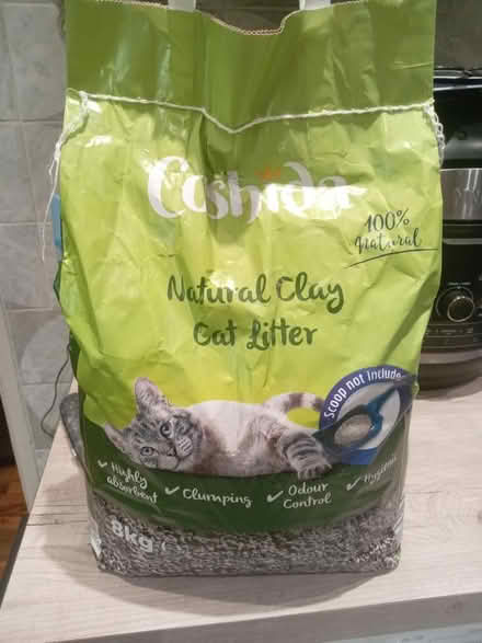 Photo of free Cat litter (Carshalton SM5) #1