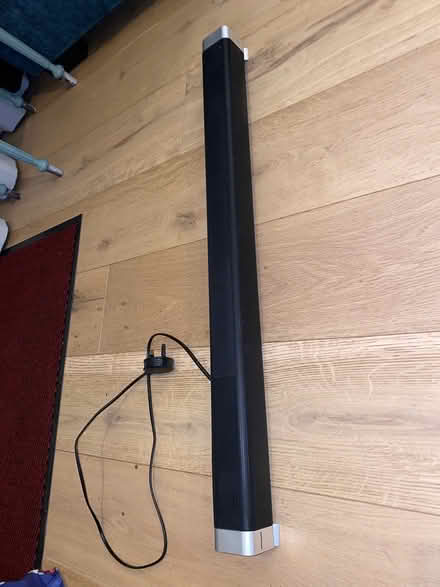 Photo of free Speaker / sound bar (South Bermondsey SE16) #1