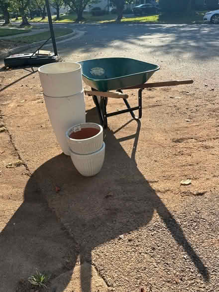 Photo of free Pots and wheelbarrow (Falls Church, Va) #1