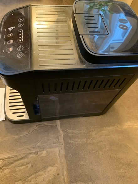 Photo of free DeLonghi Magnifica Bean2Cup Coffee (Moreton-in-Marsh GL56) #4