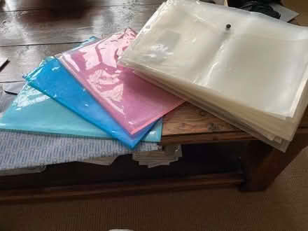 Photo of free A4 envelope folders x37 - clear and colours (Lyncombe) #1