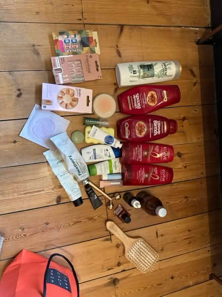 Photo of free Lot of beauty and hygiene products (Hollingbury, BN1) #1