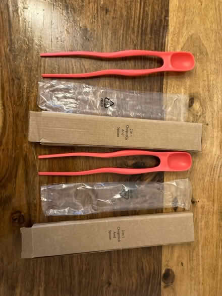 Photo of free Two 2-in-1 chopstick and spoon (W12) #1