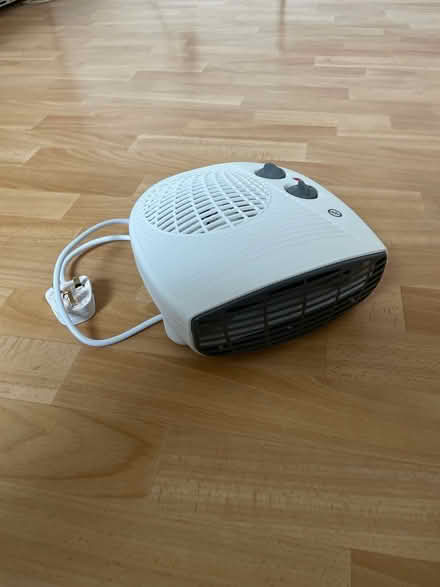 Photo of free Electric space heater x 2 (Chiswick W4) #1