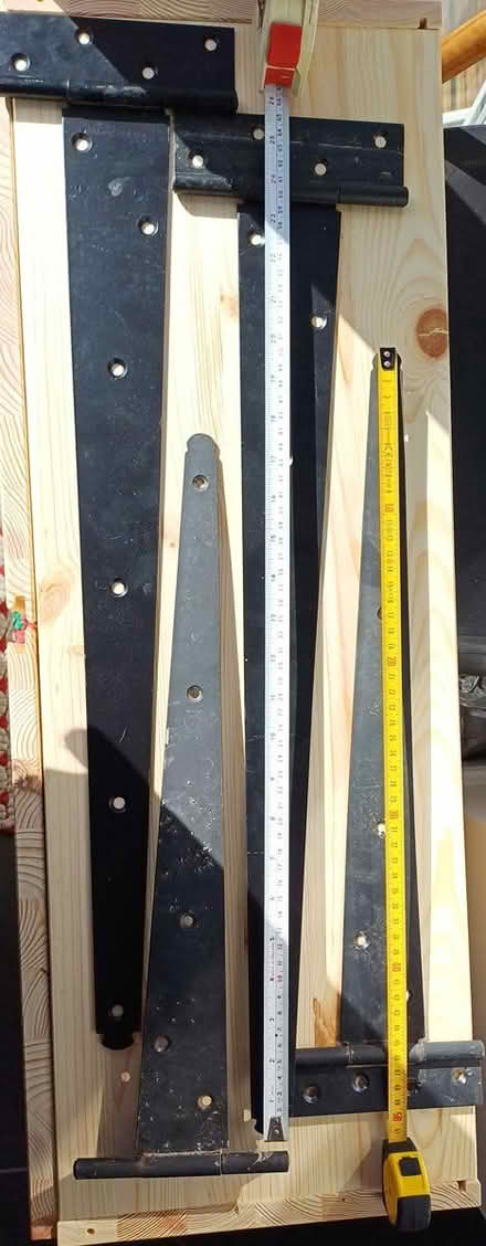 Photo of free T-hinge pair 45cm (Leigh SS9) #1