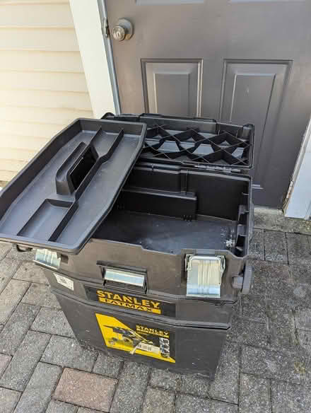 Photo of free Stanley 1-94-210 FatMax toolbox (Piney orchard, Odenton) #4