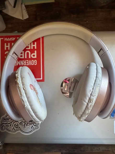 Photo of free Bluetooth headphone (Waltham, near Lexington st.) #1