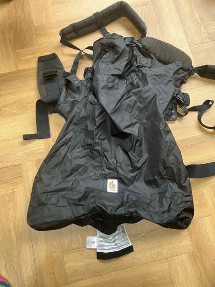 Photo of free Ergo Baby 360 Carrier (AL8) #2