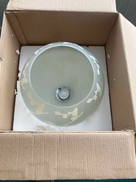 Photo of free Glass pendant lamp shade 25 cm dia (Cuffley EN6) #3