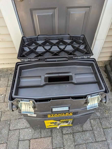 Photo of free Stanley 1-94-210 FatMax toolbox (Piney orchard, Odenton) #3
