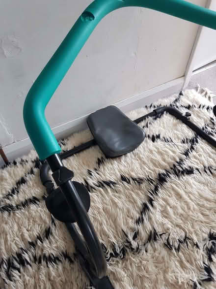 Photo of free Abs cruncher / sit-ups aid (Kendal LA9) #2