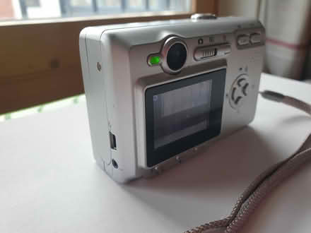 Photo of free Revue DC5300 5.3mp Digital Camera (Northgate Village) #2