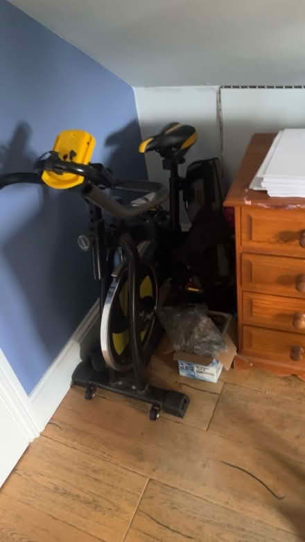 Photo of free desk chair chest of drawers (Finchampstead RG40) #2