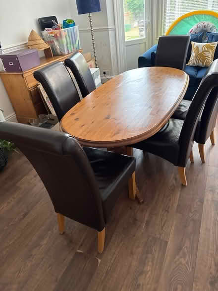 Photo of free dining table and chairs (motcombe) #1