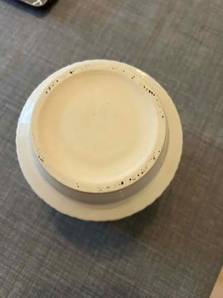 Photo of free Indoor plant pot (Ha2 8pw) #3