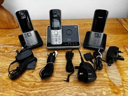 Photo of free Phones set (Portsmouth, Farlington PO6) #1