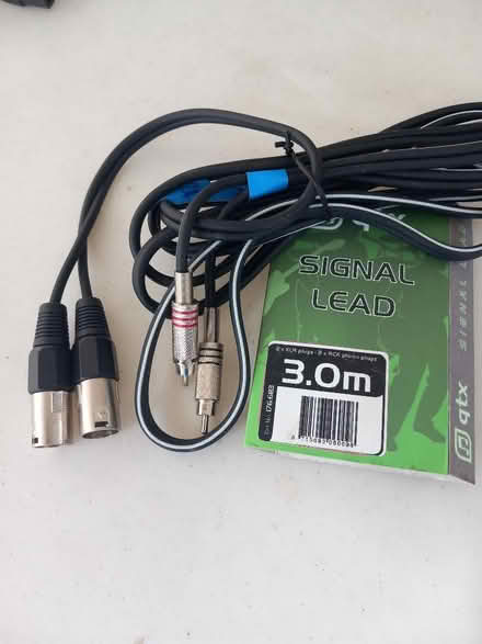 Photo of free Twin lead XLRs to phonos (Chorleywood WD3 5) #1