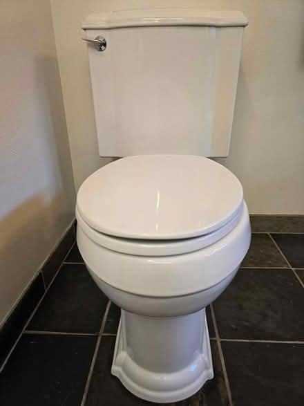 Photo of free Kohler porcelain toilet (Skagit, Bow) #1