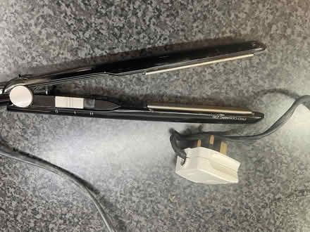 Photo of free Hair straightening tongs (Lightpill GL5) #1