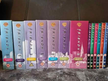 Photo of free Freinds series dvd box sets (SE20) #3