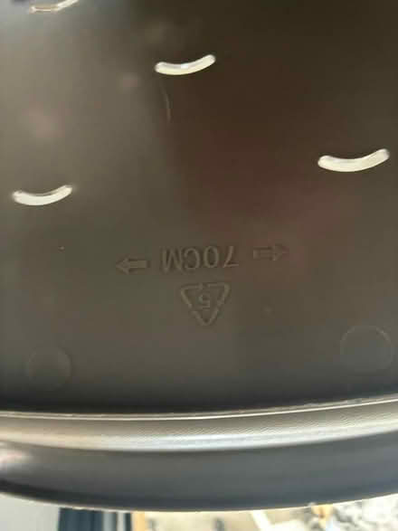 Photo of free Dog bed (Old heath road CO2) #2