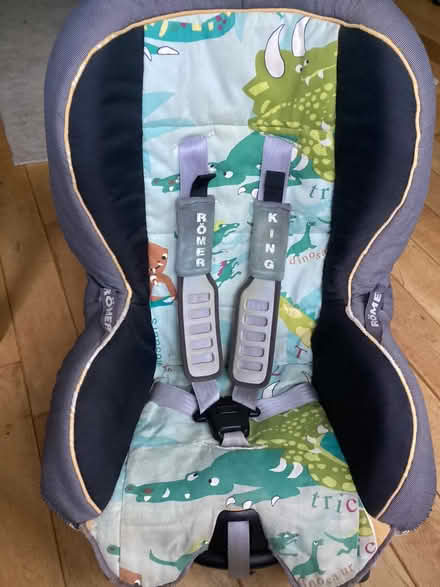 Photo of free child car seat (West end G12) #1