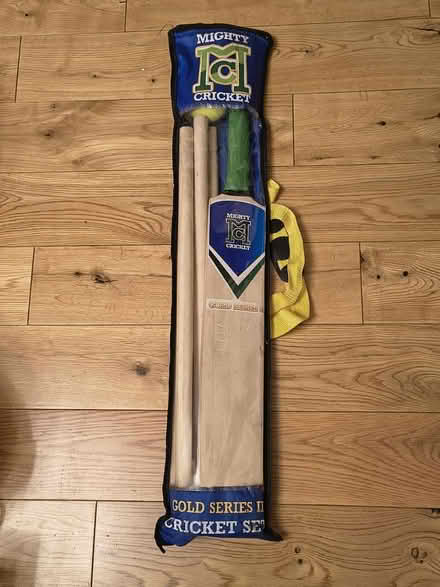 Photo of free Mini cricket set (Brookvale, RG21) #1