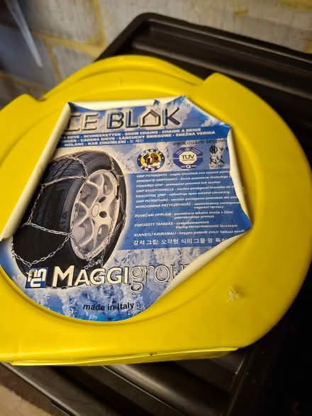 Photo of free snow chains (cr04df) #1