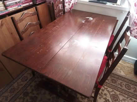 Photo of free Antique Dining table and Chairs (Guildford GU1) #1