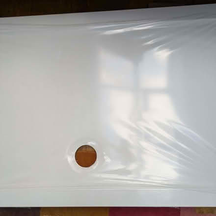 Photo of free Low Profile Anti-Slip Rectangular Shower Tray Defect- 1400mm (Redhill Common RH1) #4