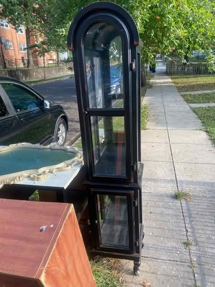 Photo of free Furniture Curb Alert 🚨 (Capitol View NE) #2