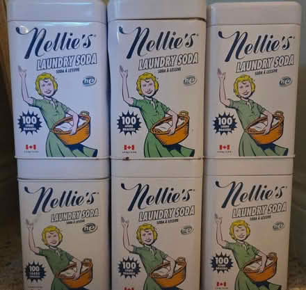 Photo of free 6 empty tins (Elmvale acres, Lynda lane park) #1