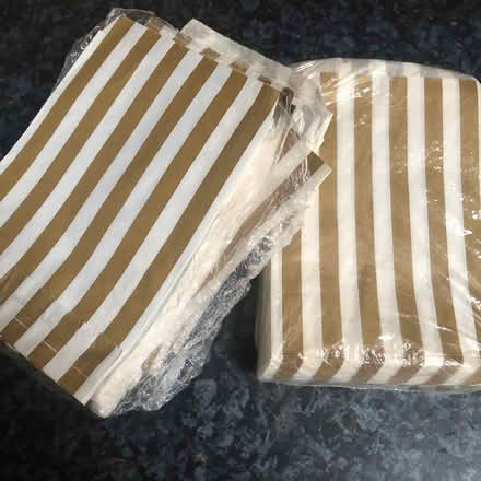 Photo of free Gold and White Paper Bags (Northolt UB5) #1
