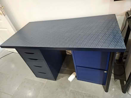 Photo of free Table top (Southgate N14) #1