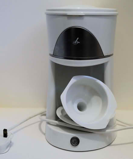 Photo of free Lakeland 1-Cup Tea & Coffee Maker (Weybridge KT13) #2
