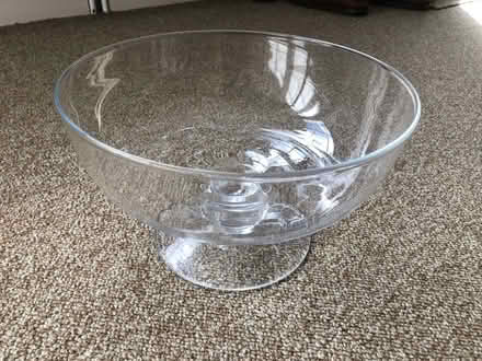 Photo of free Large Glass Trifle / Dessert Stemmed Bowl (Coleshill HP7) #1