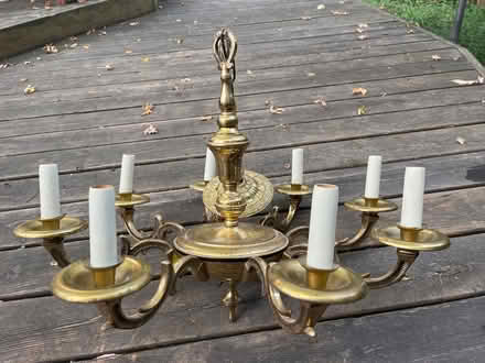 Photo of free Vintage chandelier (Etobicoke Royal York and Bloor) #1